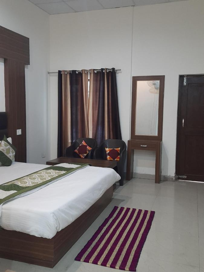 Hotel Green Park Найнитал Экстерьер фото
